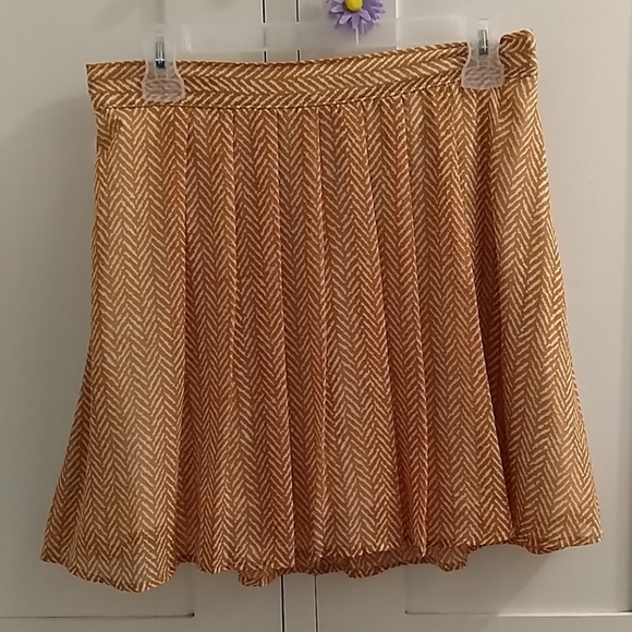 Old Navy Dresses & Skirts - 🎀 Old Navy pull on skirt Sz SP
